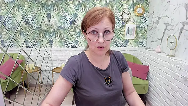 Snapshot of Paris_Cherry chatting on March 2025 11:09:01 PM Paris Cherry online show from March 2025 11:09:01 PM