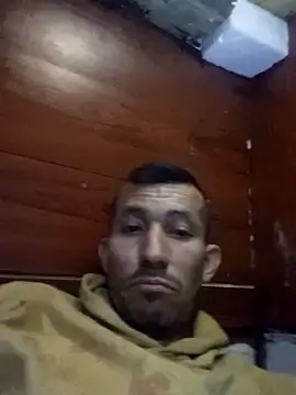 Snapshot of Serapitocojelon chatting on October 2025 04:01:02 AM Serapitocojelon online show from October 2025 04:01:02 AM