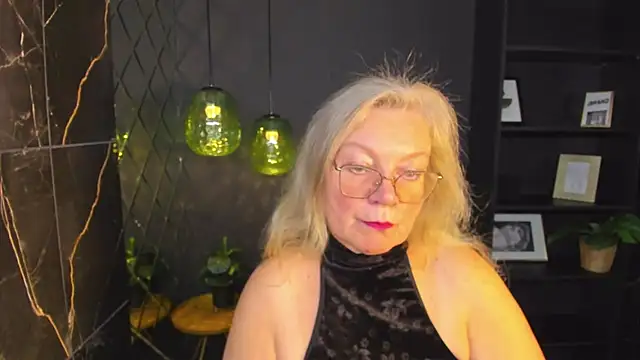 NataliMellow online show from October 2025 01:07:01 PM