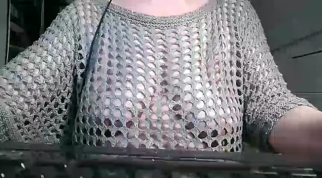 Snapshot of heidi60 chatting on February 2025 11:11:01 AM heidi60 online show from February 2025 11:11:01 AM