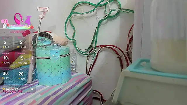 Snapshot of camile_milf chatting on February 2026 02:53:01 AM camile milf online show from February 2026 02:53:01 AM