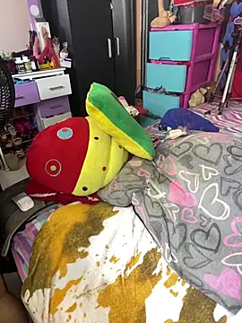 Snapshot of camile_milf chatting on March 2026 01:33:01 AM camile milf online show from March 2026 01:33:01 AM