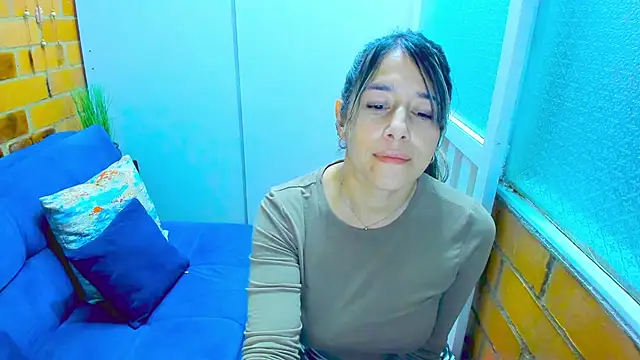 Snapshot of Penelope47 chatting on January 2025 09:04:02 PM Penelope47 online show from January 2025 09:04:02 PM