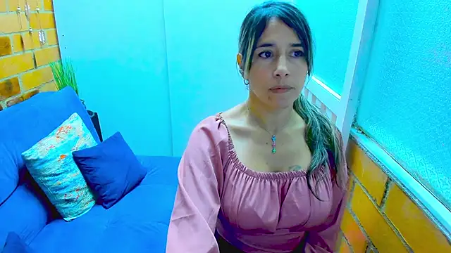 Snapshot of Penelope47 chatting on January 2025 08:04:01 PM Penelope47 online show from January 2025 08:04:01 PM