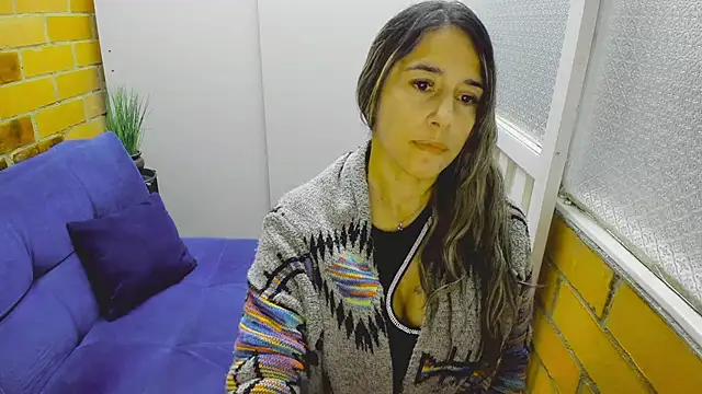 Snapshot of Penelope47 chatting on March 2025 08:14:02 PM Penelope47 online show from March 2025 08:14:02 PM