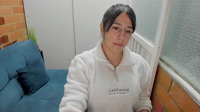 Snapshot of Penelope47 chatting on November 2025 08:19:02 PM Penelope47 online show from November 2025 08:19:02 PM