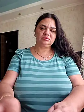 Snapshot of littleRikka chatting on September 2025 10:19:02 AM littleRikka online show from September 2025 10:19:02 AM