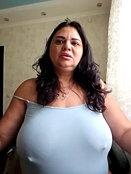 Snapshot of littleRikka chatting on October 2025 07:06:01 AM littleRikka online show from October 2025 07:06:01 AM