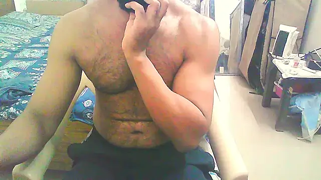 Snapshot of Vbestshow chatting on November 2025 05:57:01 PM Vbestshow online show from November 2025 05:57:01 PM