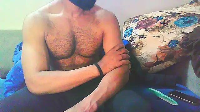 Snapshot of Vbestshow chatting on November 2025 06:57:02 PM Vbestshow online show from November 2025 06:57:02 PM