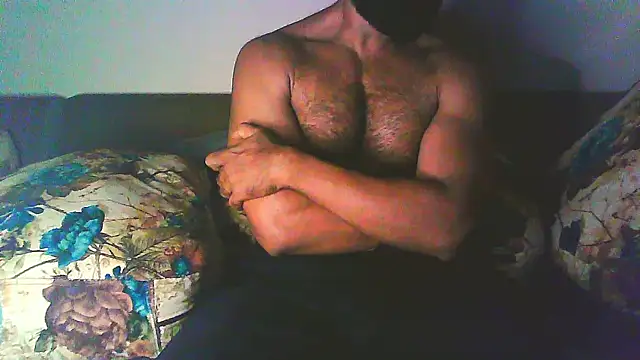 Snapshot of Vbestshow chatting on November 2025 11:37:01 PM Vbestshow online show from November 2025 11:37:01 PM