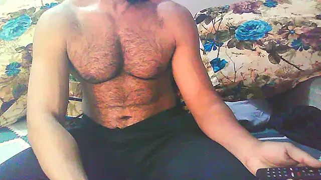 Snapshot of Vbestshow chatting on November 2025 06:40:01 PM Vbestshow online show from November 2025 06:40:01 PM