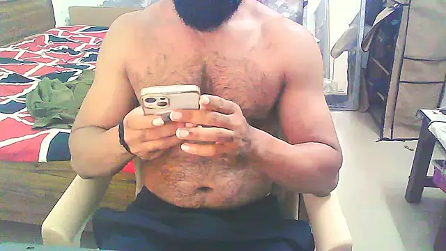 Snapshot of Vbestshow chatting on November 2025 05:38:01 PM Vbestshow online show from November 2025 05:38:01 PM