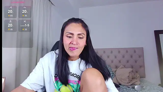 Snapshot of ms_freyax chatting on October 2025 03:58:02 AM ms freyax online show from October 2025 03:58:02 AM