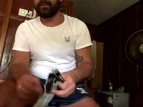 Snapshot of fuckerplayer1 chatting on December 2024 07:28:02 AM fuckerplayer1 online show from December 2024 07:28:02 AM