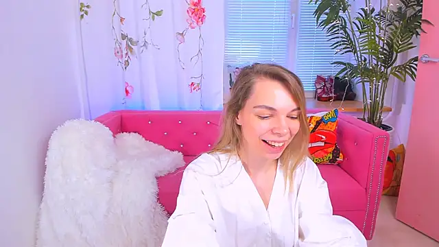 Snapshot of The_Deep_Passion chatting on February 2025 08:04:01 AM The Deep Passion online show from February 2025 08:04:01 AM