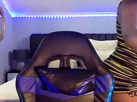 BOOTYBANGER24xx online show from October 2025 03:03:02 AM