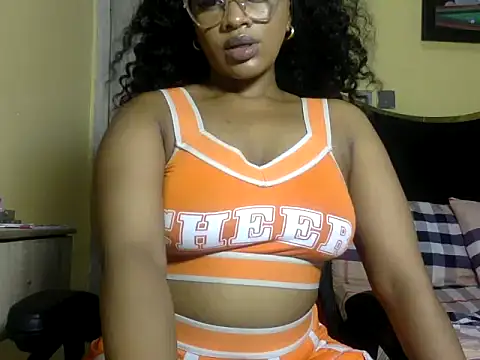 Snapshot of BOOTYBANGER24xx chatting on May 2026 10:56:02 AM BOOTYBANGER24xx online show from May 2026 10:56:02 AM
