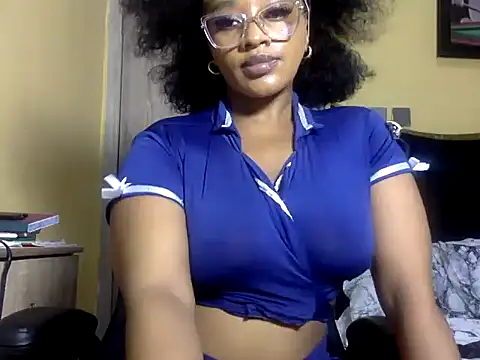 Snapshot of BOOTYBANGER24xx chatting on June 2026 11:36:01 AM BOOTYBANGER24xx online show from June 2026 11:36:01 AM