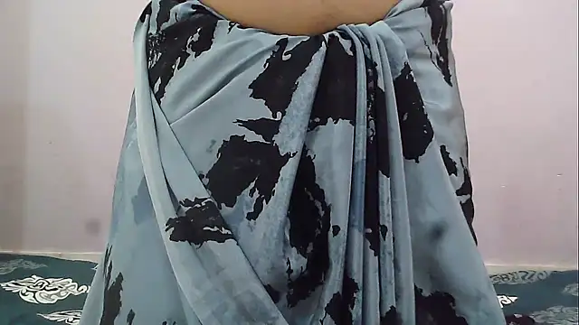 HotyRose online show from November 2025 05:01:02 PM