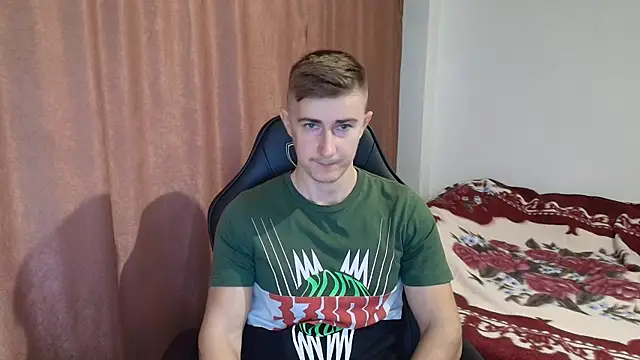 Snapshot of Todhorny9873 chatting on December 2024 08:15:01 AM Todhorny9873 online show from December 2024 08:15:01 AM