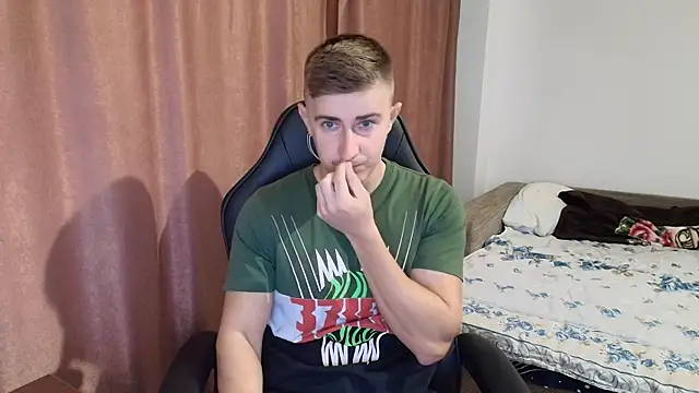 Snapshot of Todhorny9873 chatting on December 2024 08:47:01 AM Todhorny9873 online show from December 2024 08:47:01 AM