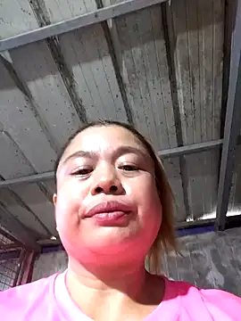 Kariebabe online show from October 2025 12:54:01 AM