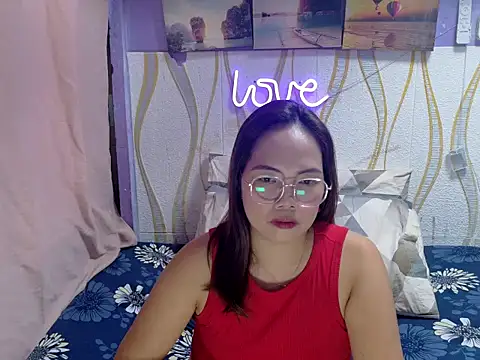 BURBERRY69 online show from February 2026 04:52:01 AM