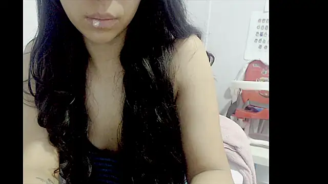 lizztaylor535 online show from March 2025 03:42:02 PM