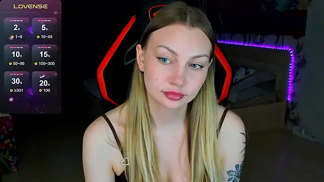 BiMolly online show from March 2026 03:07:02 PM