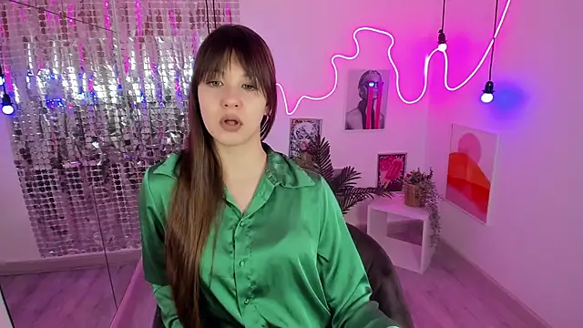 ElizaMild online show from January 2025 01:16:02 PM