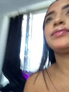 Shantal Lovee online show from January 2025 05:37:01 PM