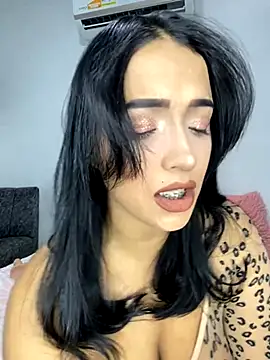 Shantal Lovee online show from November 2025 09:19:02 PM