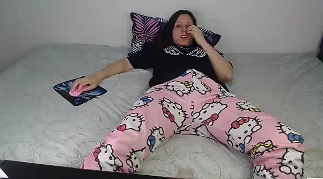 Snapshot of Chanelsexyy chatting on December 2024 08:18:01 PM Chanelsexyy online show from December 2024 08:18:01 PM