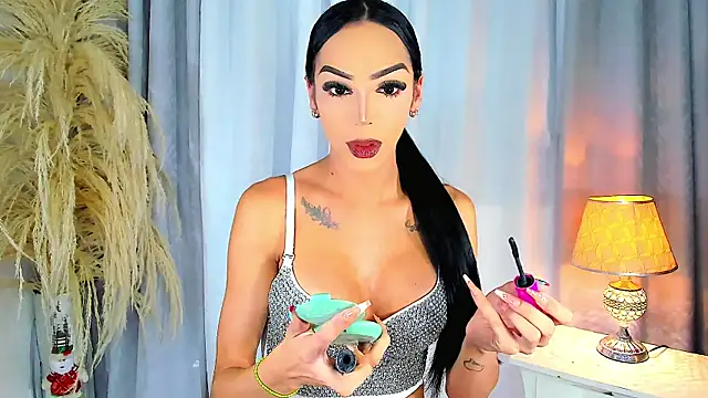 Snapshot of Michell_simons chatting on December 2024 03:25:02 AM Michell simons online show from December 2024 03:25:02 AM