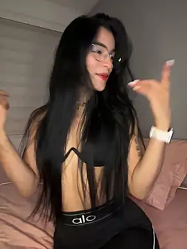 Snapshot of Sammy_pink chatting on April 2026 01:29:01 AM Sammy pink online show from April 2026 01:29:01 AM