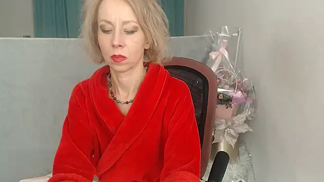 LuxuryNika online show from February 2026 08:14:02 PM