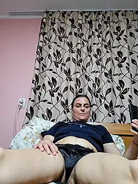 Snapshot of IsabelleCraft chatting on March 2025 06:07:01 PM IsabelleCraft online show from March 2025 06:07:01 PM