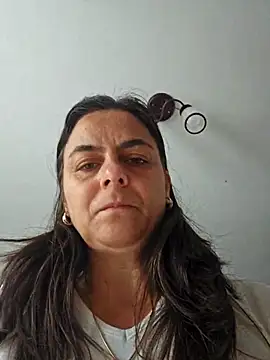 Snapshot of IsabelleCraft chatting on October 2025 10:16:02 AM IsabelleCraft online show from October 2025 10:16:02 AM