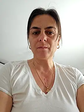 Snapshot of IsabelleCraft chatting on November 2025 09:33:01 AM IsabelleCraft online show from November 2025 09:33:01 AM