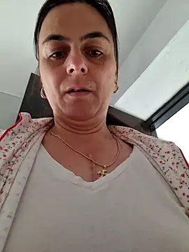 Snapshot of IsabelleCraft chatting on November 2025 09:21:01 AM IsabelleCraft online show from November 2025 09:21:01 AM