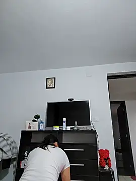 Snapshot of IsabelleCraft chatting on November 2025 10:07:01 AM IsabelleCraft online show from November 2025 10:07:01 AM