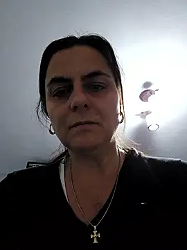 Snapshot of IsabelleCraft chatting on January 2026 05:00:01 AM IsabelleCraft online show from January 2026 05:00:01 AM