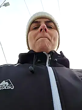 Snapshot of IsabelleCraft chatting on February 2026 10:54:02 AM IsabelleCraft online show from February 2026 10:54:02 AM