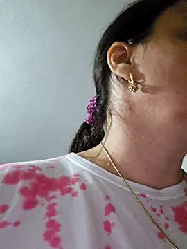 Snapshot of IsabelleCraft chatting on March 2026 05:20:01 PM IsabelleCraft online show from March 2026 05:20:01 PM