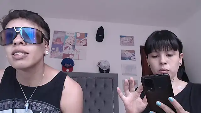 dulce maria x online show from February 2025 06:41:01 PM