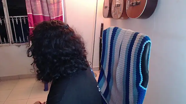 Smoke trip Alicia online show from October 2025 02:43:02 AM