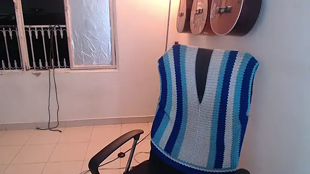 Smoke trip Alicia online show from October 2025 04:45:01 AM