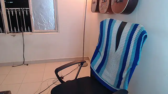 Smoke trip Alicia online show from November 2025 02:44:01 AM