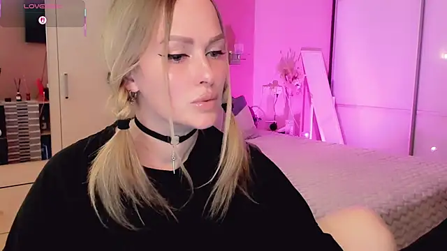 Snapshot of Libby_Nora chatting on May 2026 09:37:02 AM Libby Nora online show from May 2026 09:37:02 AM